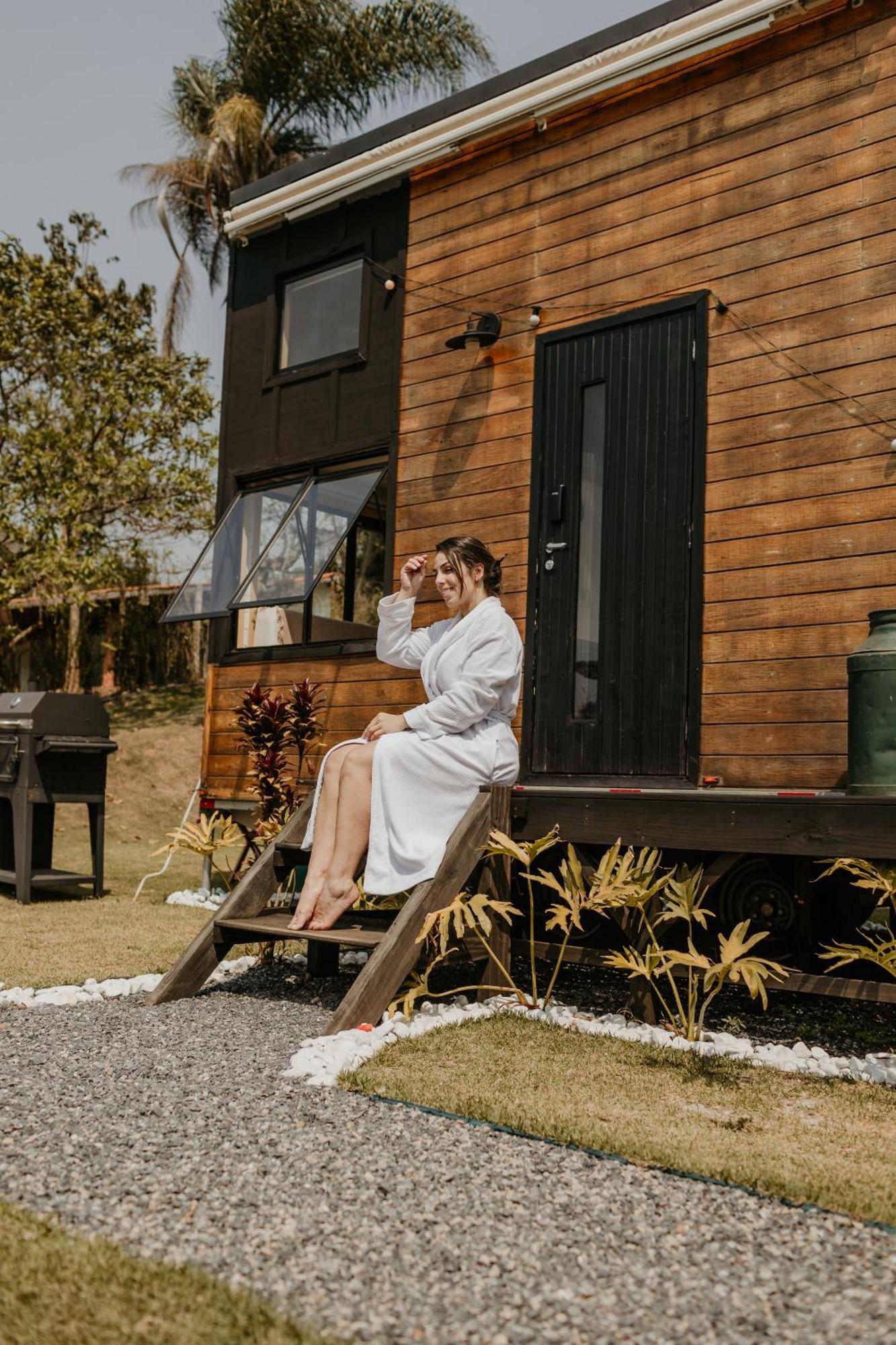 Dila's - 15 Min Outlet Catarina Lodge