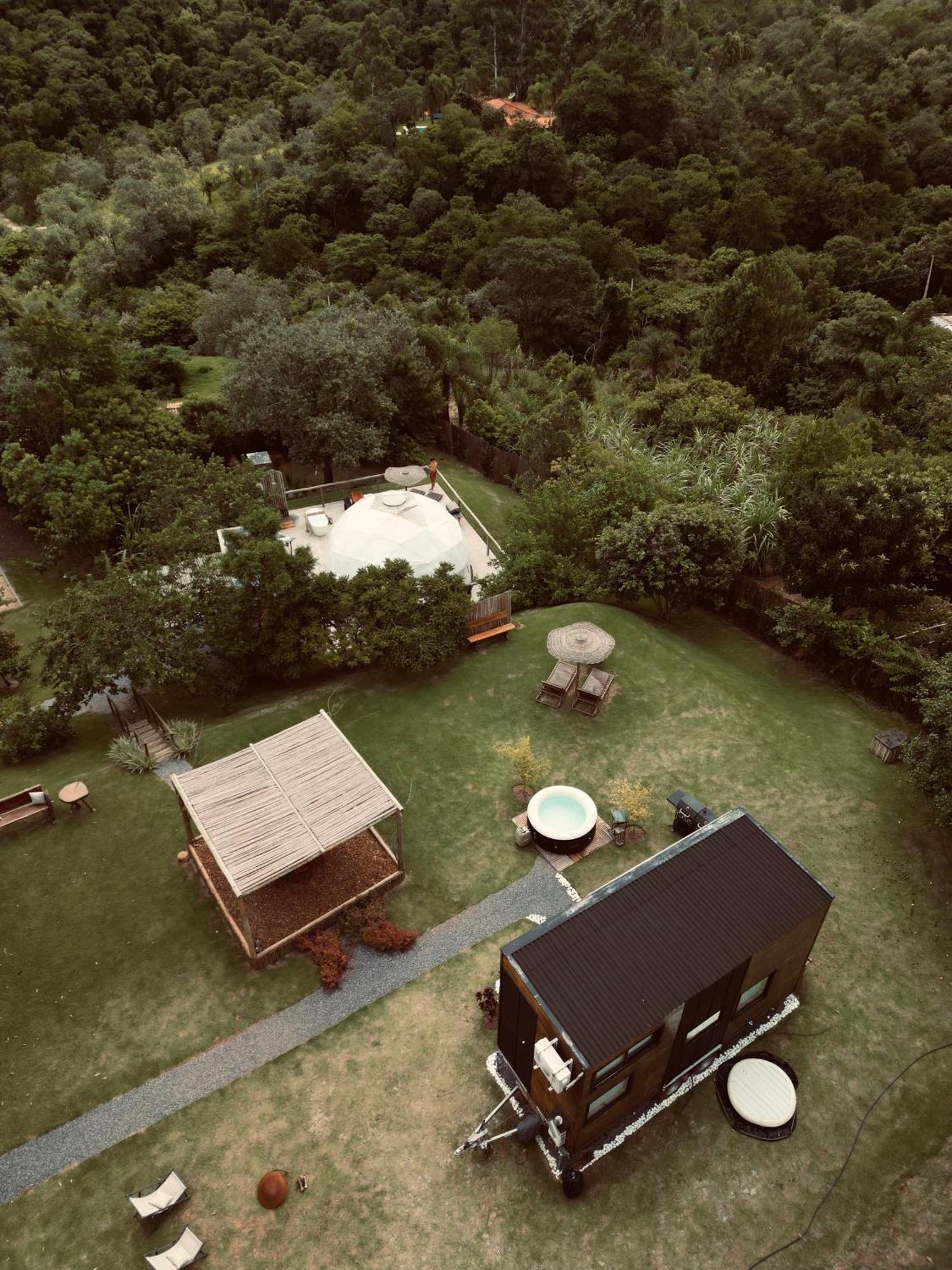 Dila's - 15 Min Outlet Catarina Lodge